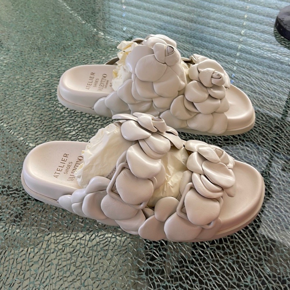 VALENTINO GERAVANI Rose Edition Atelier Petal Slide w/Box and Dustbag - Picture 8 of 15
